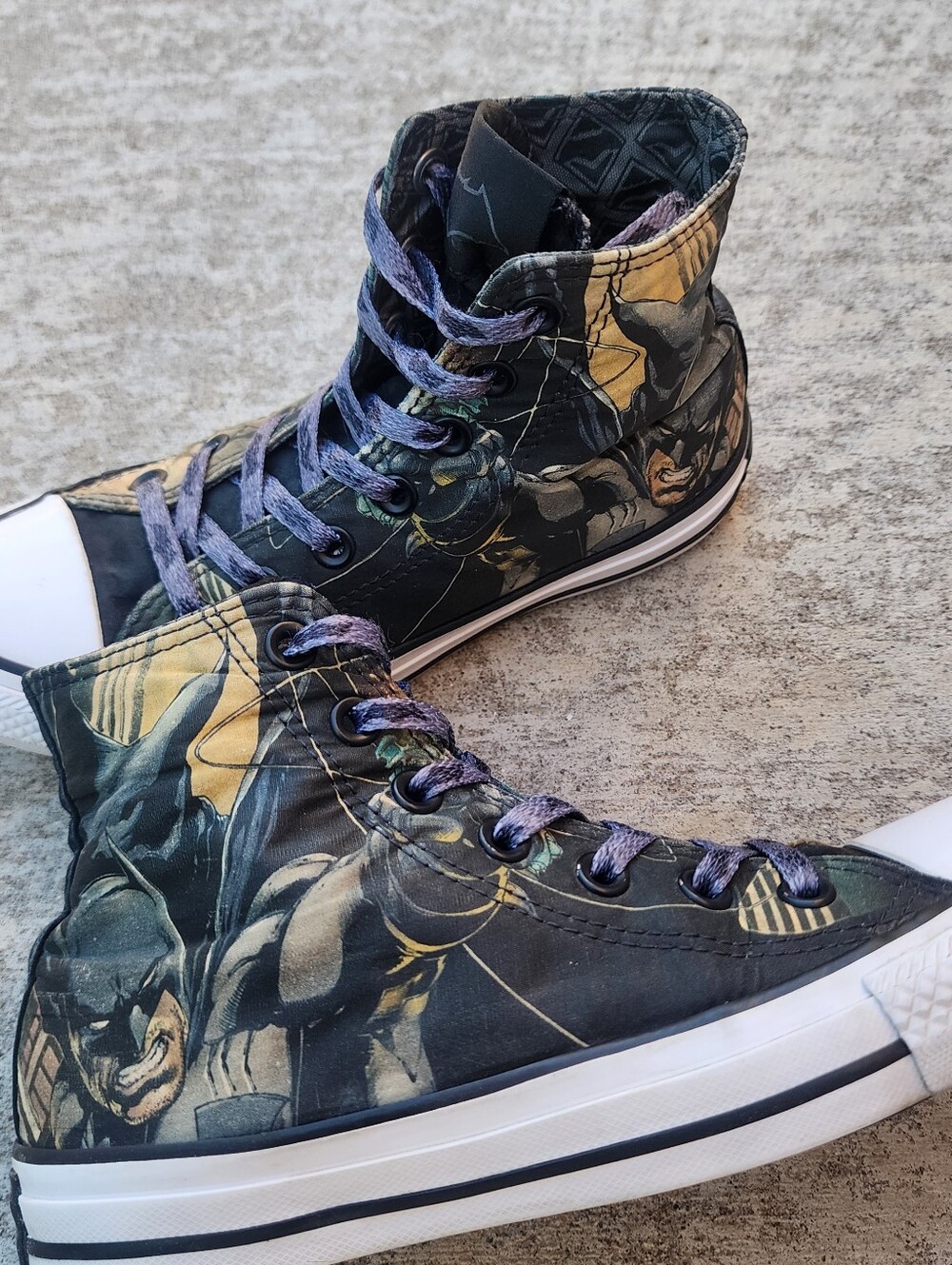 DC Comics Batman x Converse Chuck Taylor High Top Shoes Skater Sneakers, M 4 W 6
